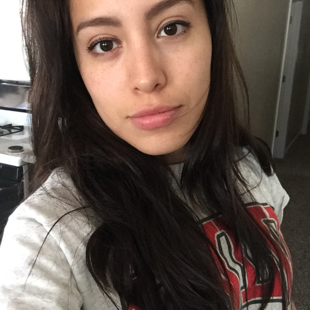 Meet your Posher, Daniela